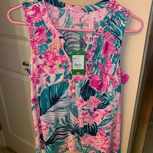 NWT Lilly Pulitzer Medium Essie Top